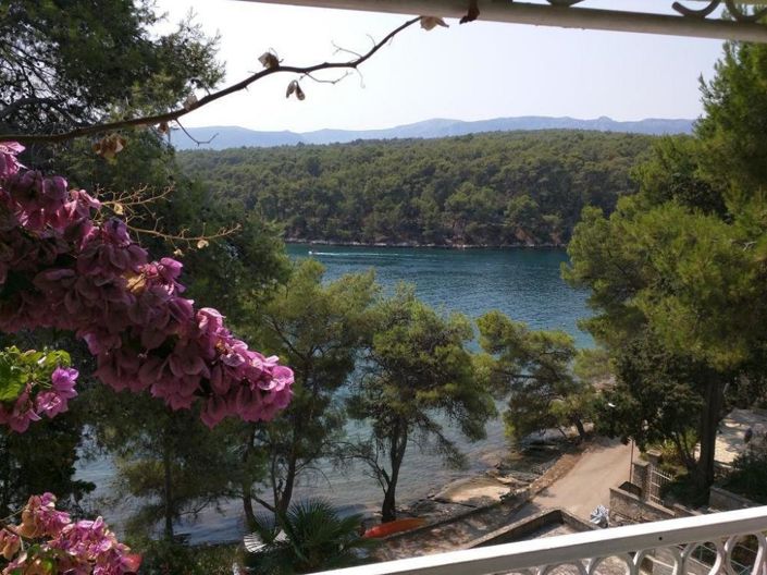 Image No.3-Propriété de 5 chambres à vendre à Vrboska