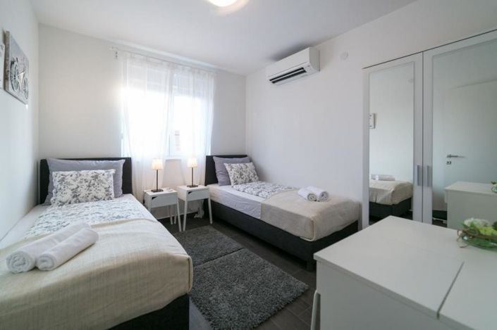 Image No.12-Propriété de 4 chambres à vendre à Biograd na Moru