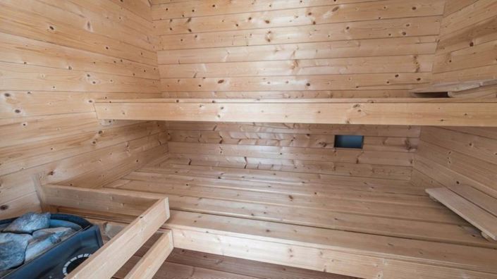 Image No.9-4 Bed Property for sale