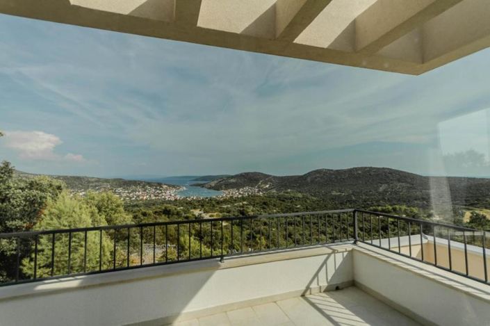 Image No.7-Propriété de 4 chambres à vendre à Croatie