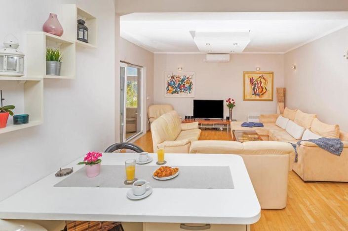 Image No.16-Propriété de 10 chambres à vendre à Croatie