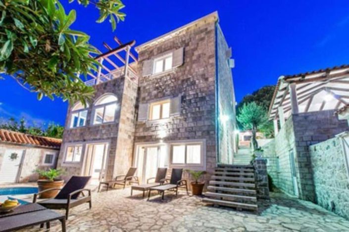 Image No.7-Propriété de 10 chambres à vendre à Croatie