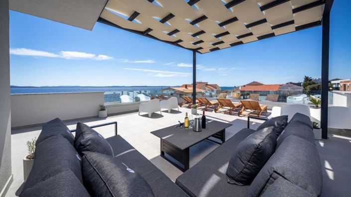 Image No.9-4 Bed Property for sale