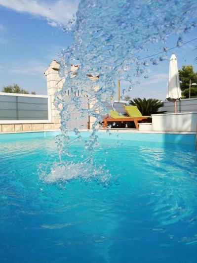 Image No.9-5 Bed Property for sale