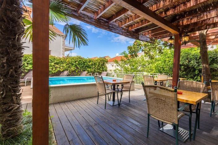 Image No.6-Propriété de 13 chambres à vendre à Dubrovnik