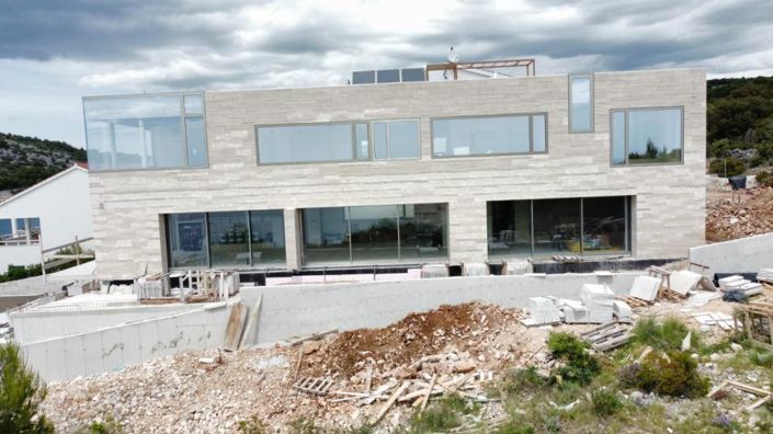 Image No.6-Propriété de 4 chambres à vendre à Ražanj