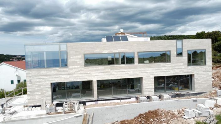 Image No.9-Propriété de 4 chambres à vendre à Ražanj