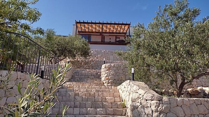 Image No.17-Propriété de 17 chambres à vendre à Ploce