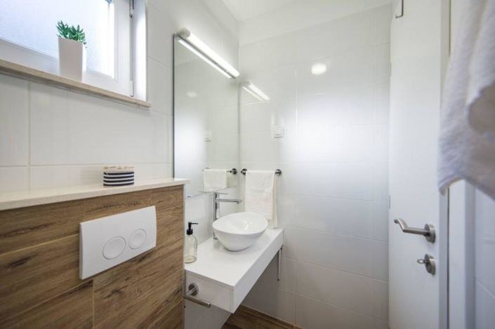 Image No.18-Propriété de 17 chambres à vendre à Ploce