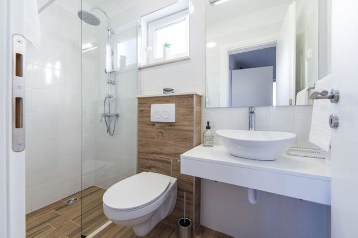 Image No.19-Propriété de 17 chambres à vendre à Ploce