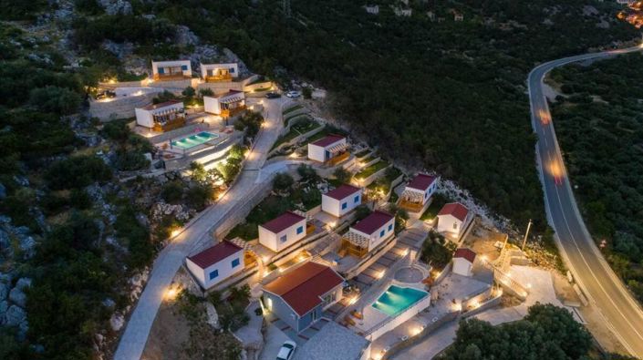 Image No.25-Propriété de 17 chambres à vendre à Ploce