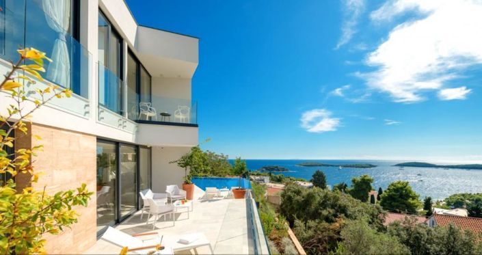 Image No.5-4 Bed Property for sale