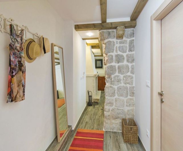 Image No.22-3 Bed Property for sale