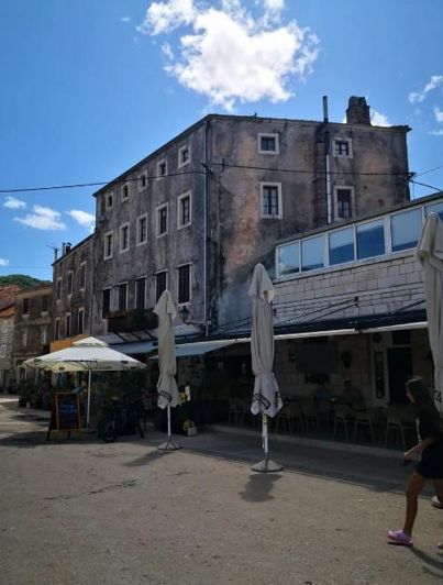 Image No.2-Propriété à vendre à Starigrad