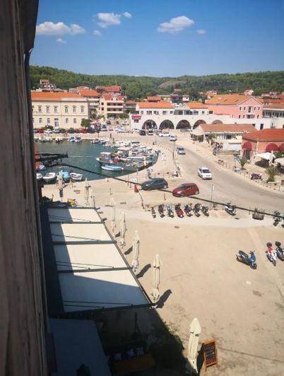 Image No.8-Propriété à vendre à Starigrad