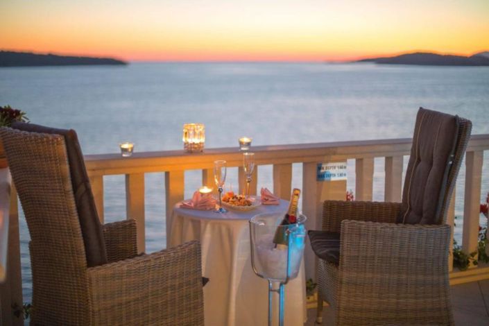 Image No.15-4 Bed Property for sale