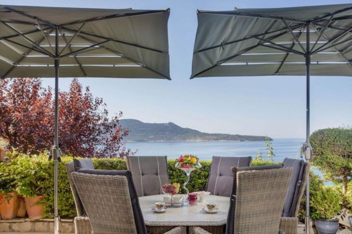 Image No.5-4 Bed Property for sale