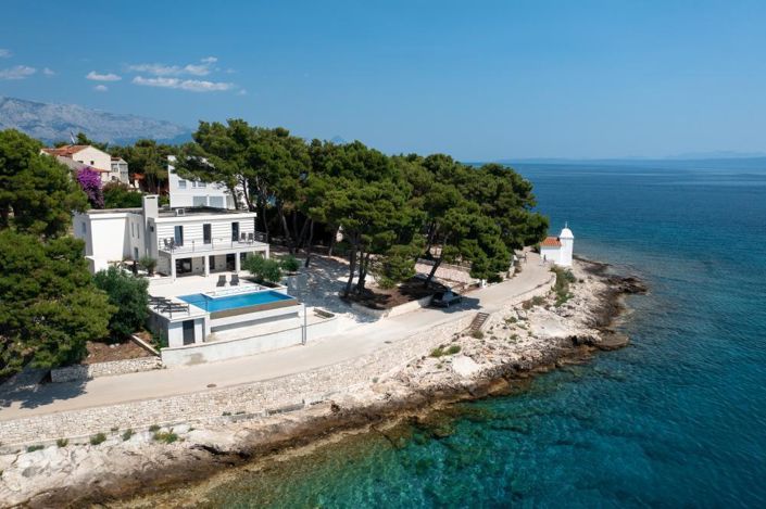 Image No.2-5 Bed Property for sale