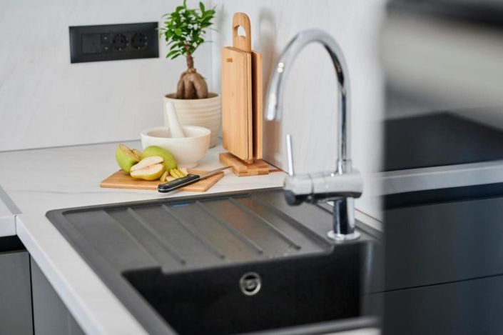 Image No.7-4 Bed Property for sale