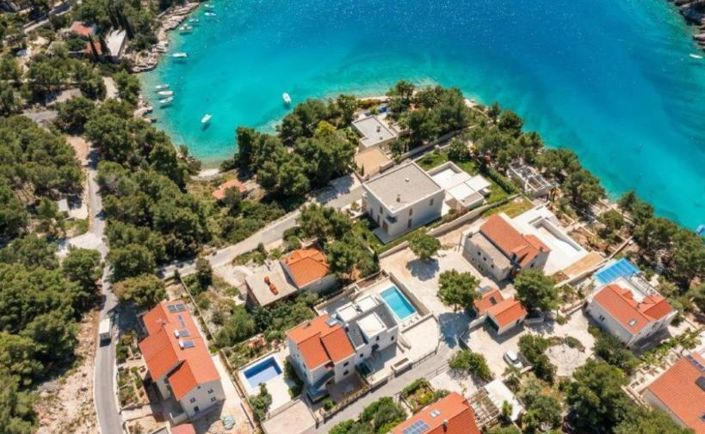 Image No.3-Propriété de 5 chambres à vendre à Milna