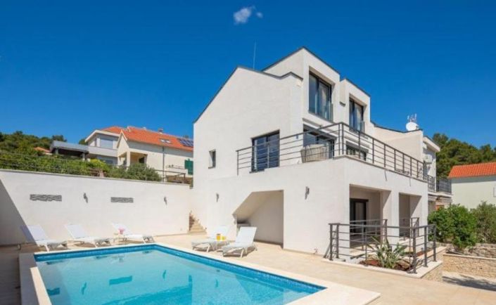 Image No.5-Propriété de 5 chambres à vendre à Milna