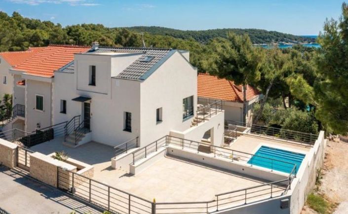 Image No.6-Propriété de 5 chambres à vendre à Milna