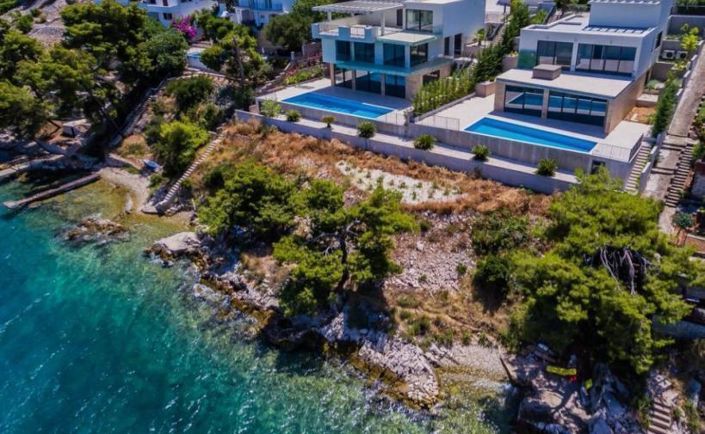 Image No.20-4 Bed Property for sale