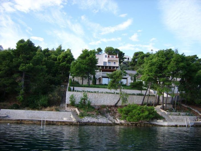 Image No.3-7 Bed Property for sale