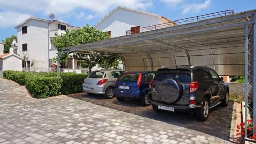 Image No.5-Propriété de 6 chambres à vendre à Rogoznica