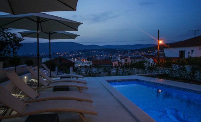 Image No.10-Propriété de 3 chambres à vendre à Ciovo