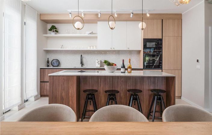 Image No.24-4 Bed Property for sale