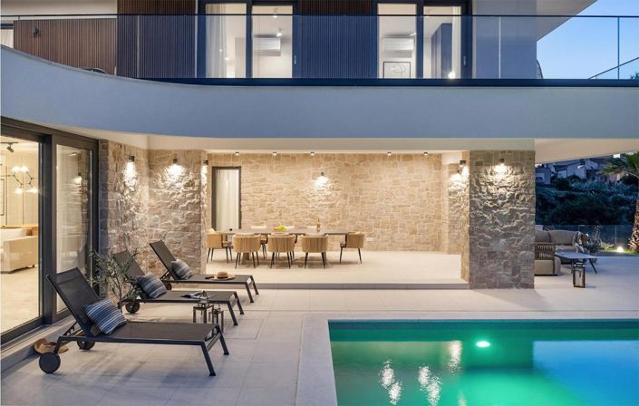 Image No.7-4 Bed Property for sale