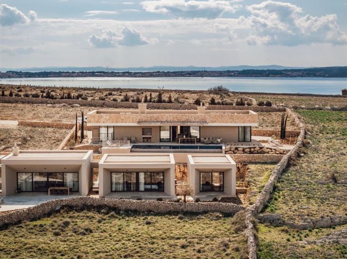 Image No.4-Propriété de 4 chambres à vendre à Pag