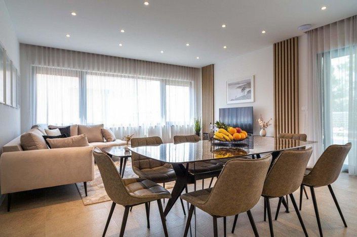 Image No.14-3 Bed Property for sale