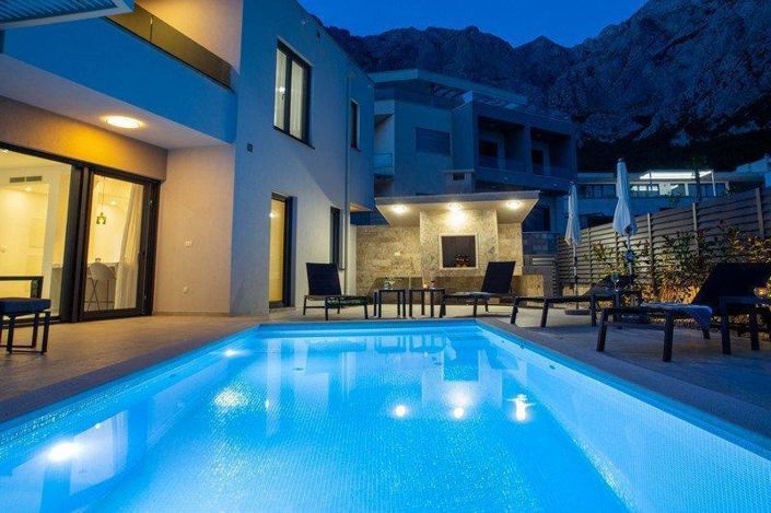 Image No.19-3 Bed Property for sale