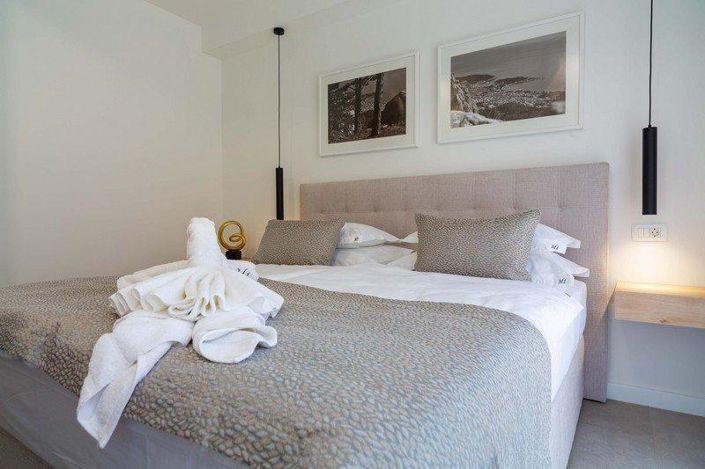 Image No.21-3 Bed Property for sale