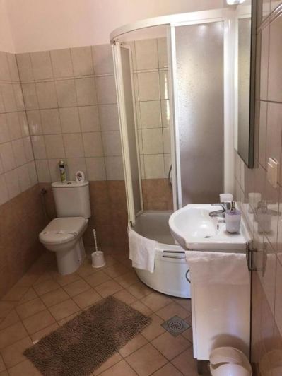 Image No.9-Propriété de 7 chambres à vendre à Novigrad