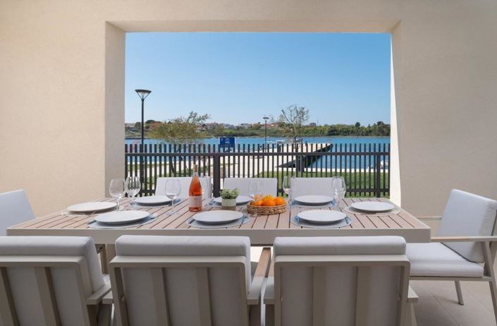 Image No.16-4 Bed Property for sale