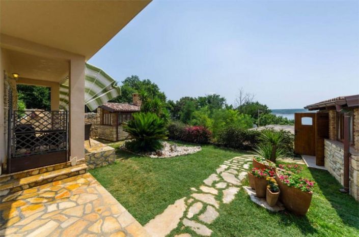 Image No.20-Propriété de 10 chambres à vendre à Posedarje