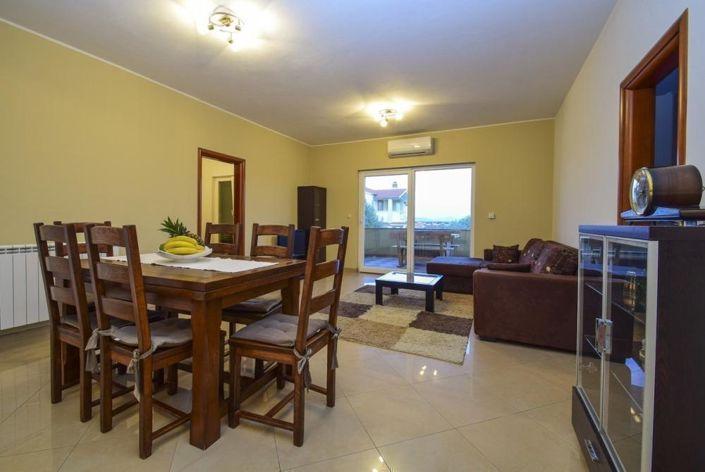 Image No.18-Propriété de 7 chambres à vendre à Vodice