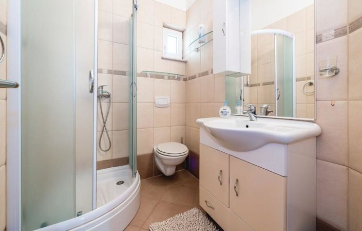 Image No.11-Propriété de 4 chambres à vendre à Vodice