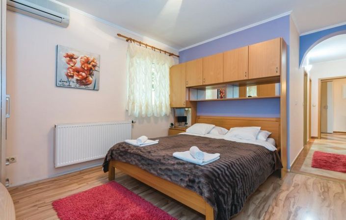 Image No.13-Propriété de 4 chambres à vendre à Vodice