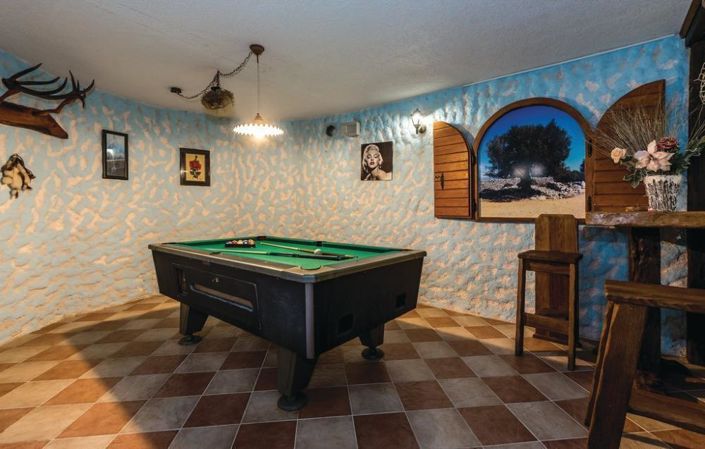 Image No.16-Propriété de 4 chambres à vendre à Vodice