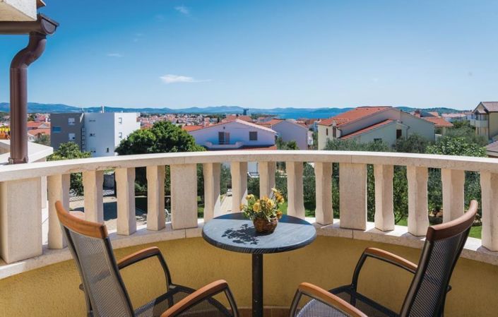 Image No.3-Propriété de 4 chambres à vendre à Vodice