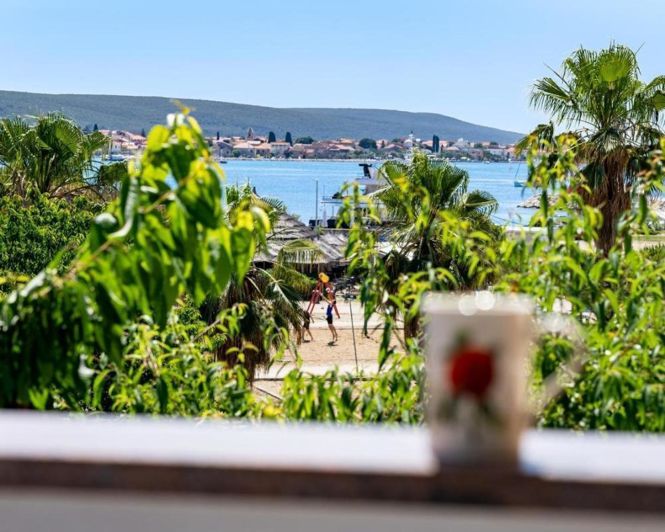 Image No.17-Propriété de 10 chambres à vendre à Bibinje