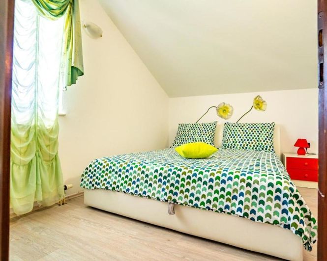 Image No.21-Propriété de 10 chambres à vendre à Bibinje