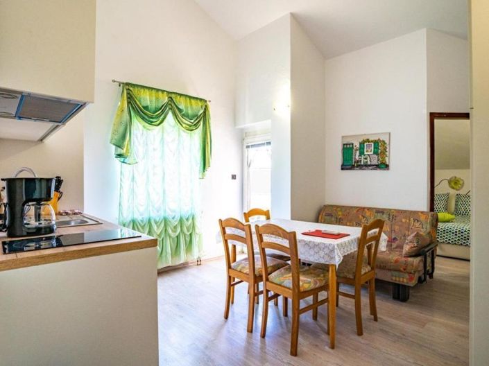 Image No.22-Propriété de 10 chambres à vendre à Bibinje