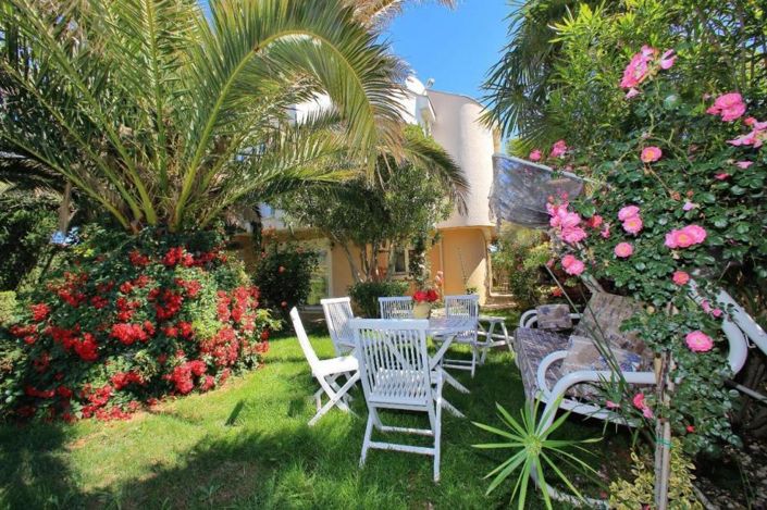 Image No.6-Propriété de 10 chambres à vendre à Bibinje