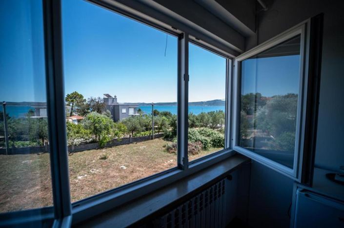 Image No.3-Propriété de 14 chambres à vendre à Sukošan