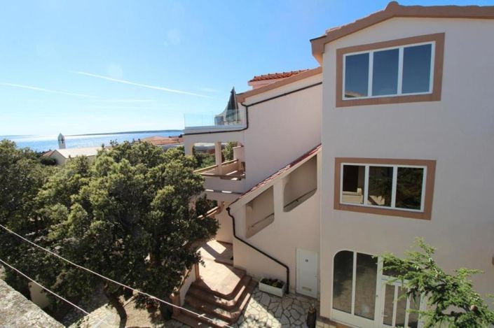 Image No.10-Propriété de 12 chambres à vendre à Pag